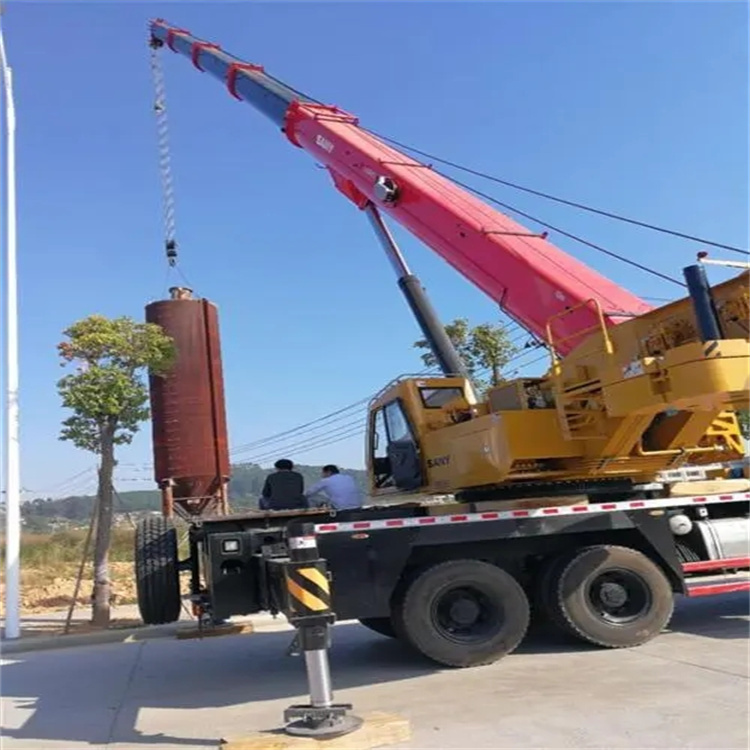 抚州东乡专业吊车租赁多少钱