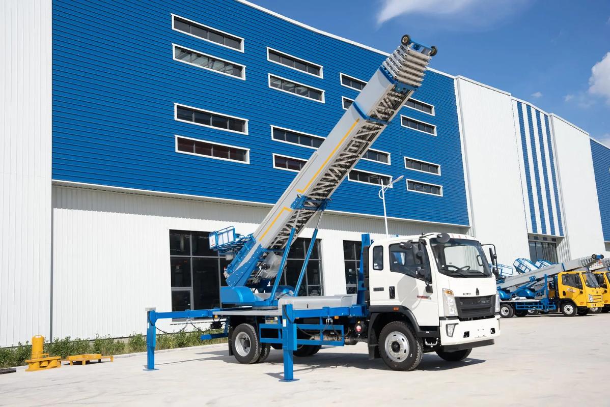 抚州东乡小型云梯车上料车租赁多少钱